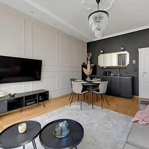 https://downtown-apartments-old-town-ogarna-iv.gdanskhotel.org