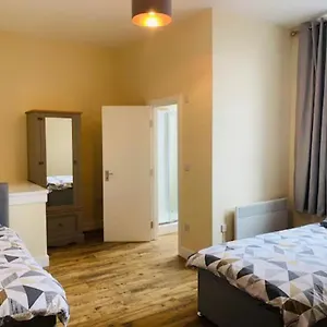 https://8-fish-street-budget-city-centre-accomodation.yorkshirehotels.net