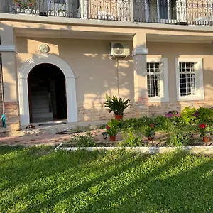 https://villa-garden-guni.albaniahotels.org